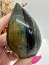 Load image into Gallery viewer, (1) Blue Tigers Eye Freeform
