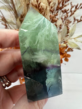 Load image into Gallery viewer, Feather Fluorite Point
