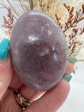 Load image into Gallery viewer, Lepidolite ( high quality) Palm
