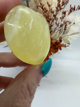 Load image into Gallery viewer, Lemon Calcite Heart
