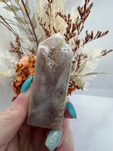 Load image into Gallery viewer, Pink Amethyst/Flower Agate Point
